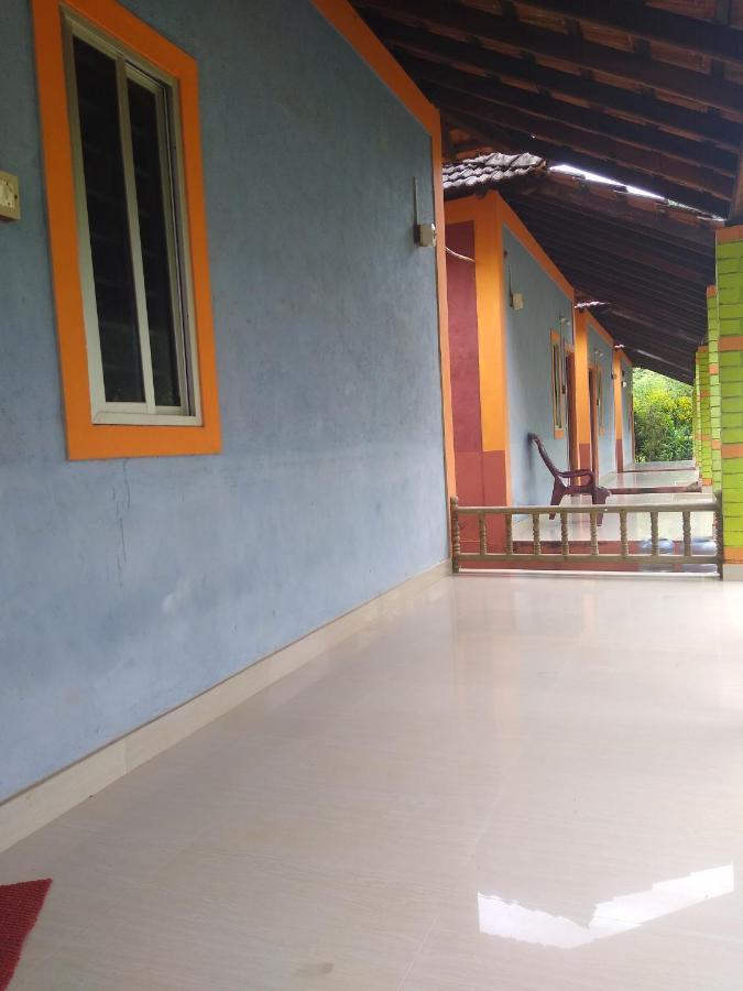 Gundappa Cafe Gokarna Kudle Beach Extérieur photo
